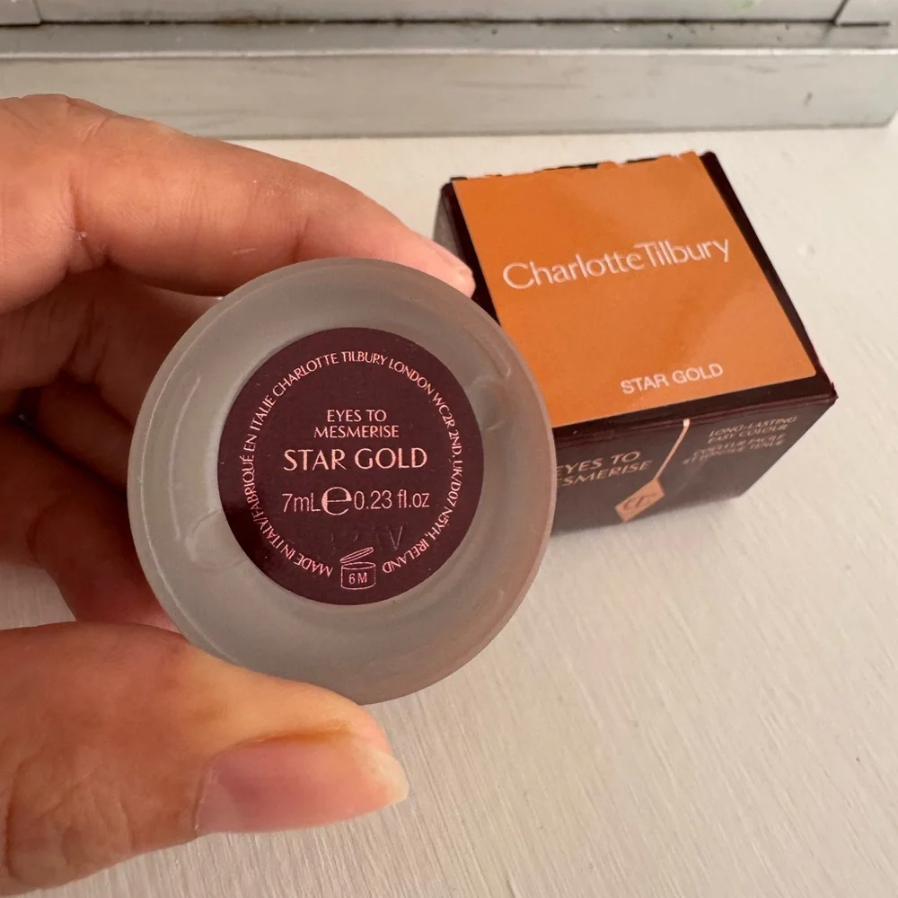 Charlotte Tilbury rich metallic